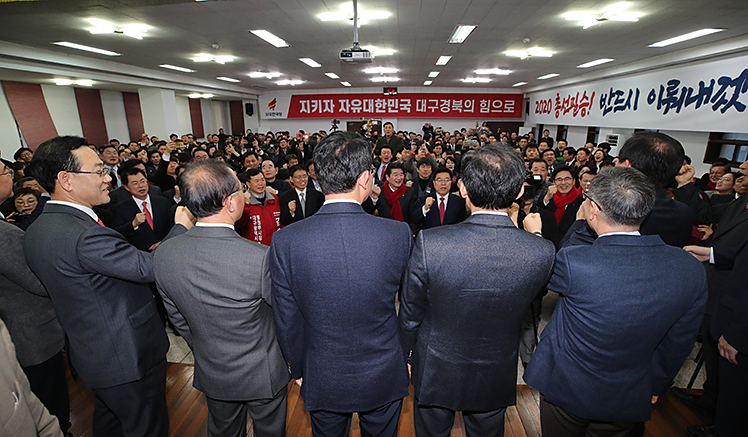 제목 노출 영역입니다 이미지