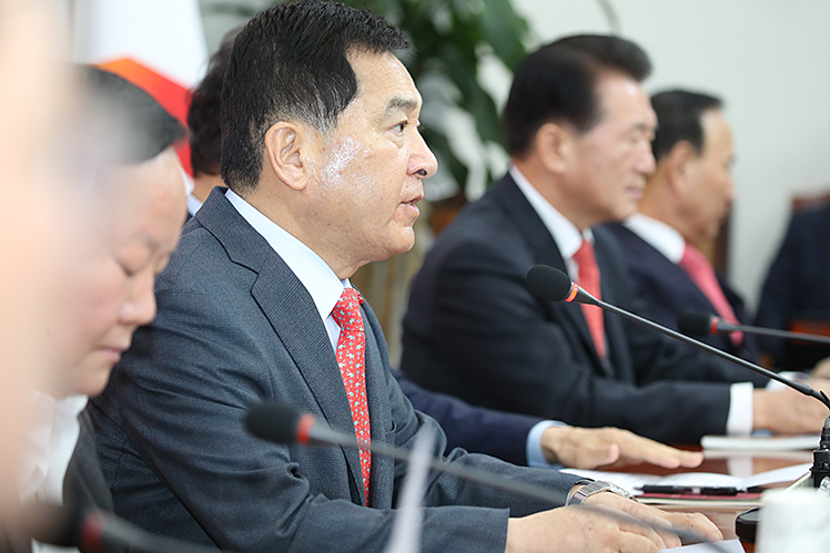 제목 노출 영역입니다 이미지