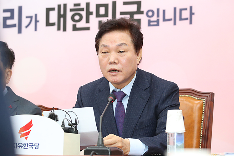 제목 노출 영역입니다 이미지