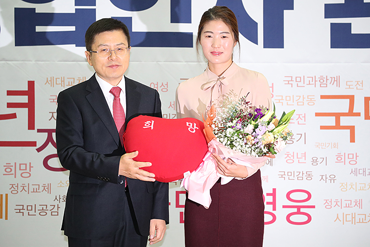 제목 노출 영역입니다 이미지