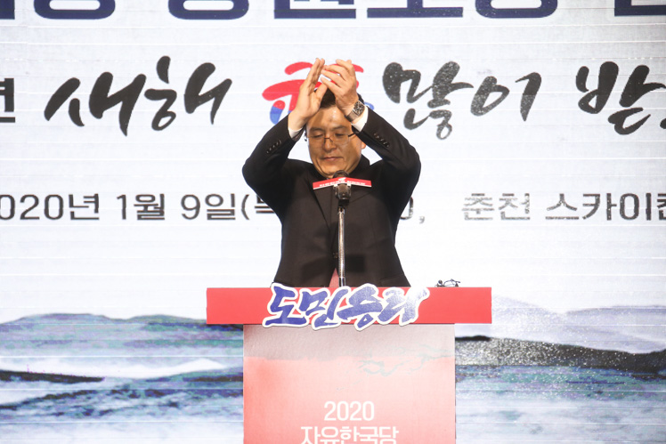 제목 노출 영역입니다 이미지