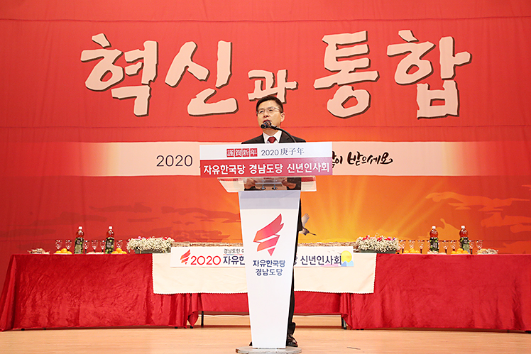 제목 노출 영역입니다 이미지