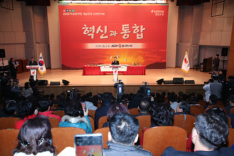 제목 노출 영역입니다 이미지