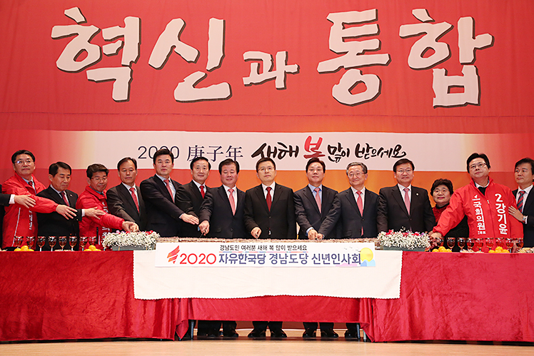 제목 노출 영역입니다 이미지