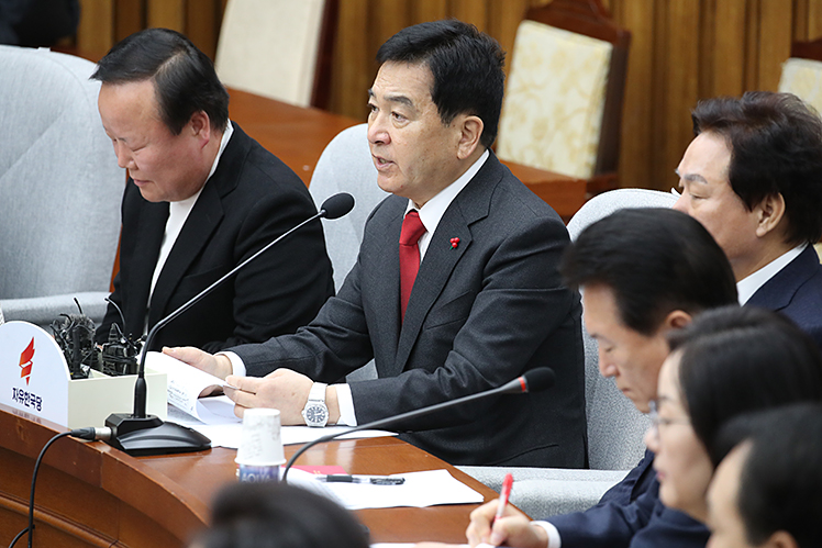 제목 노출 영역입니다 이미지
