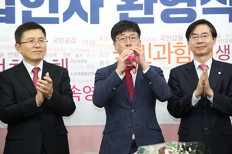 제목 노출 영역입니다 이미지
