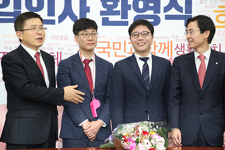 제목 노출 영역입니다 이미지