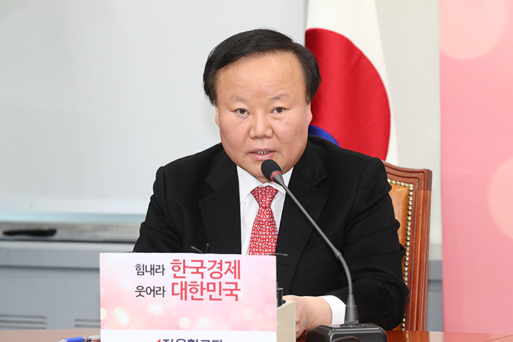 제목 노출 영역입니다 이미지