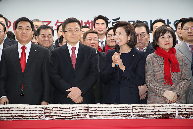 제목 노출 영역입니다 이미지