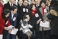 황교안 당대표 서울역 귀성인사