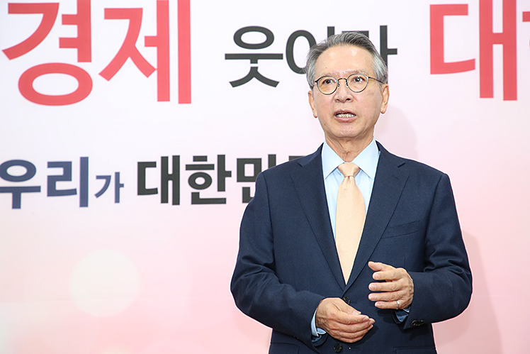 제목 노출 영역입니다 이미지