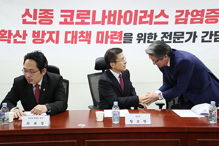 제목 노출 영역입니다 이미지