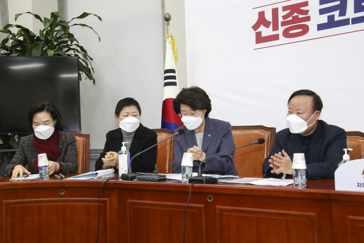 제목 노출 영역입니다 이미지