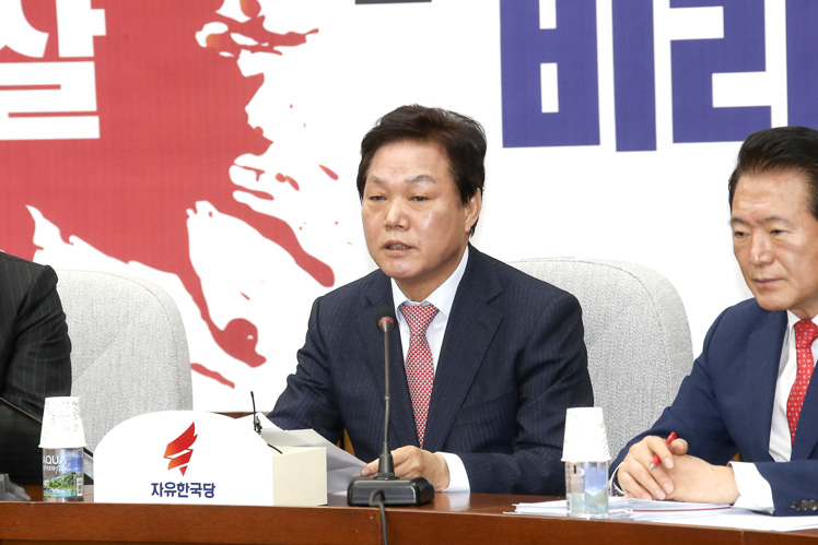 제목 노출 영역입니다 이미지