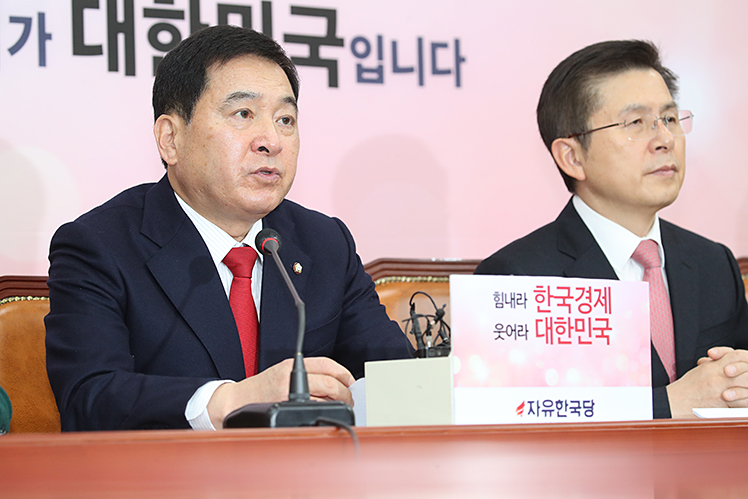 제목 노출 영역입니다 이미지