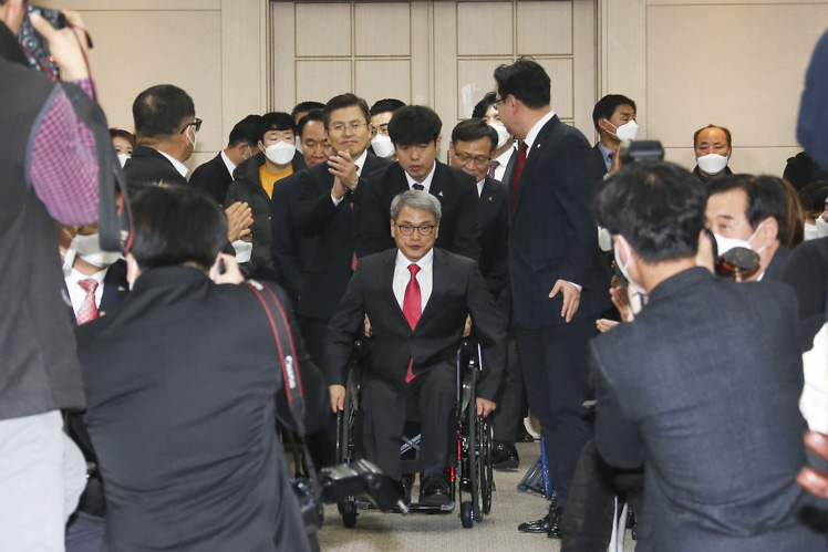제목 노출 영역입니다 이미지