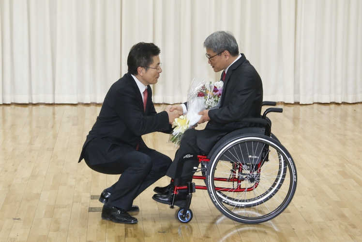제목 노출 영역입니다 이미지