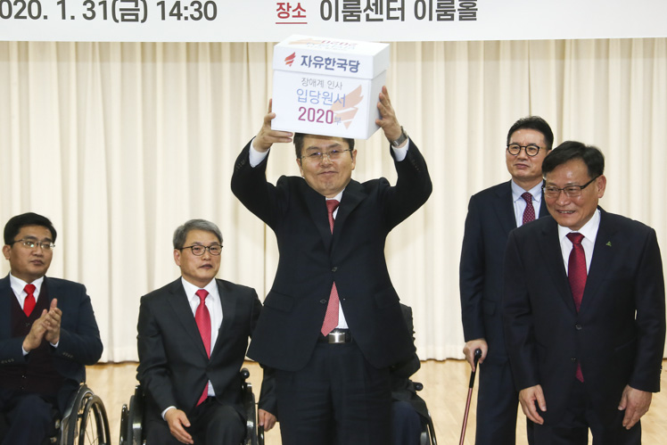 제목 노출 영역입니다 이미지