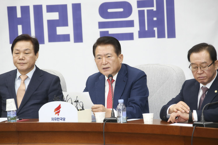 제목 노출 영역입니다 이미지