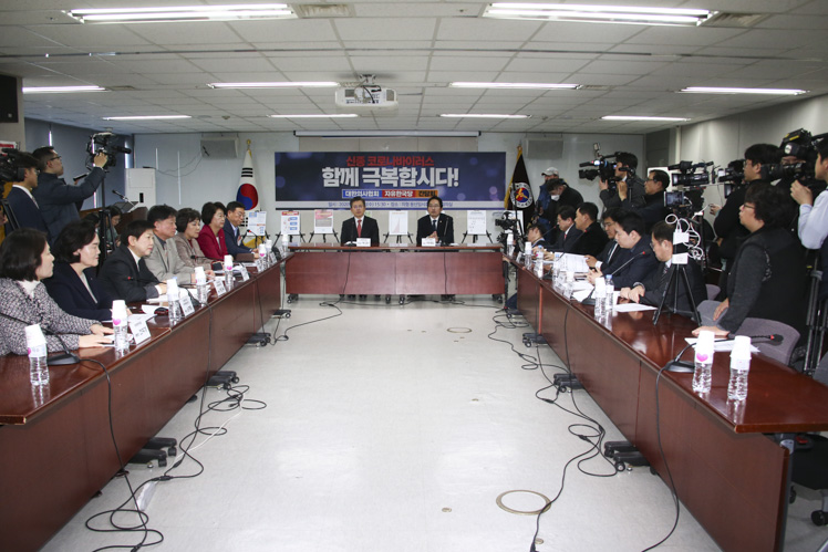 제목 노출 영역입니다 이미지