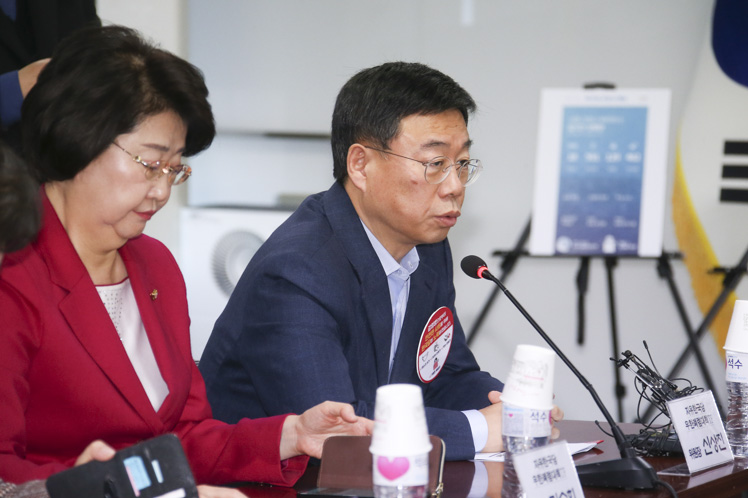 제목 노출 영역입니다 이미지