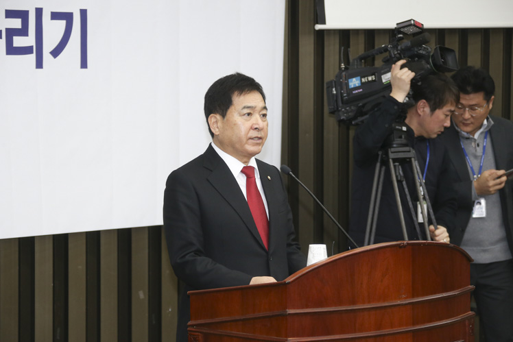 제목 노출 영역입니다 이미지