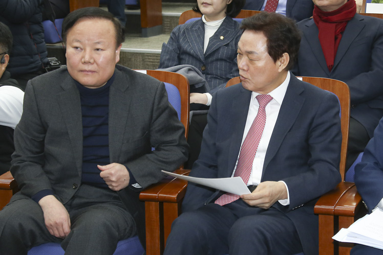 제목 노출 영역입니다 이미지