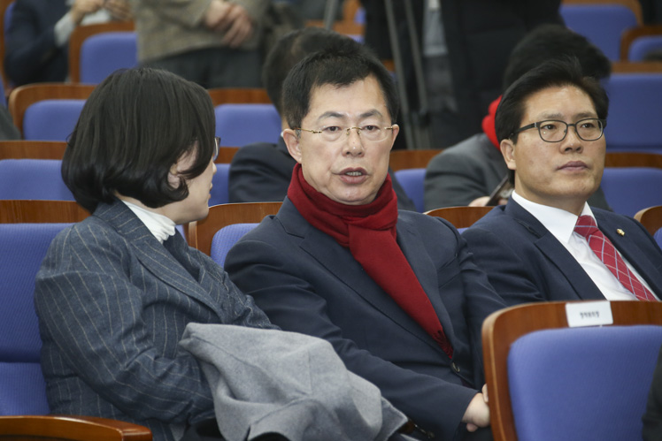 제목 노출 영역입니다 이미지