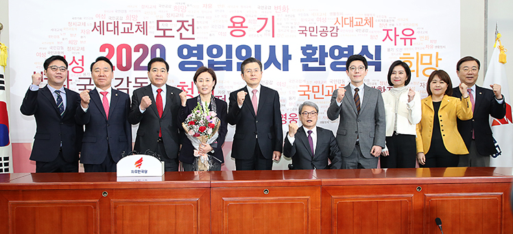 제목 노출 영역입니다 이미지