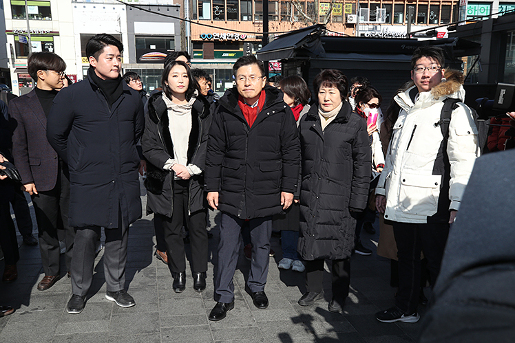 제목 노출 영역입니다 이미지