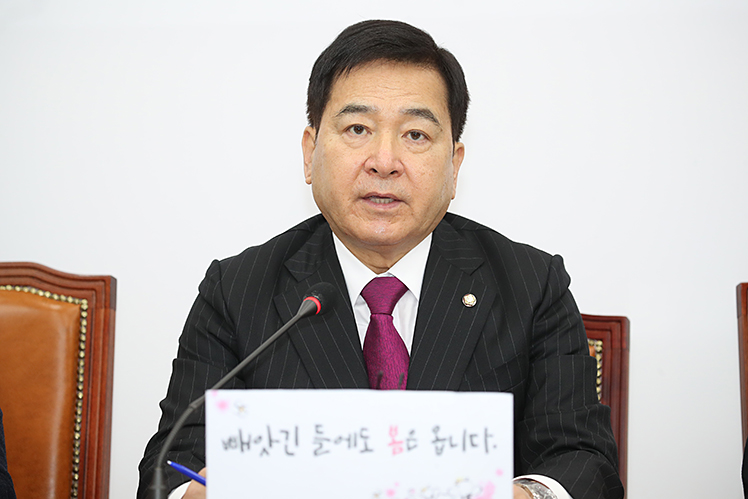 제목 노출 영역입니다 이미지