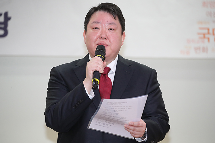 제목 노출 영역입니다 이미지
