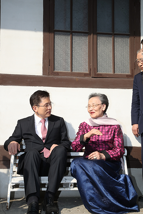 제목 노출 영역입니다 이미지