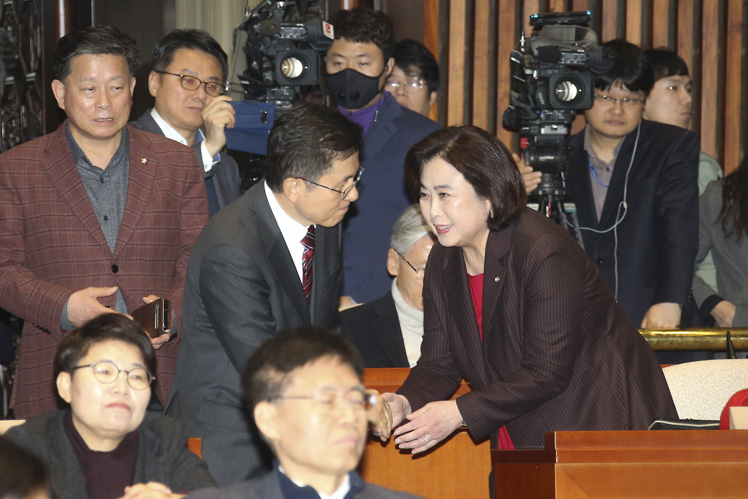 제목 노출 영역입니다 이미지