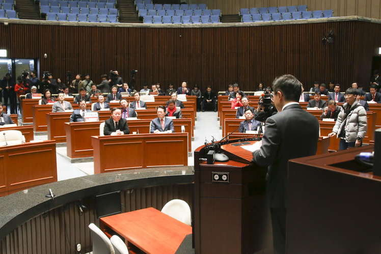 제목 노출 영역입니다 이미지