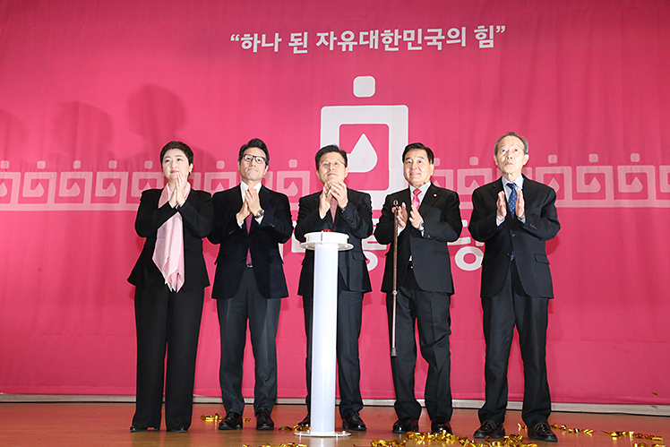 제목 노출 영역입니다 이미지