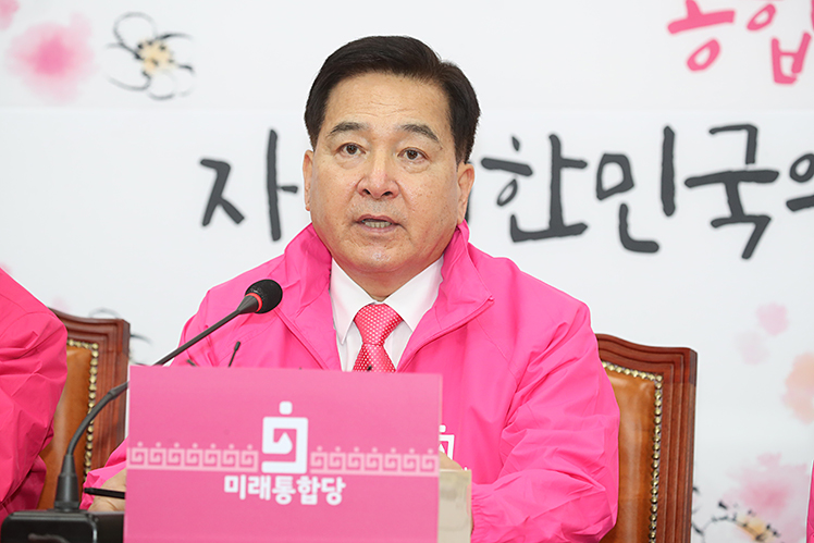 제목 노출 영역입니다 이미지