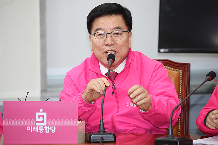 제목 노출 영역입니다 이미지