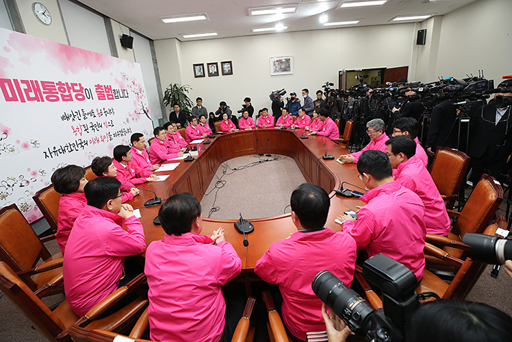 제목 노출 영역입니다 이미지