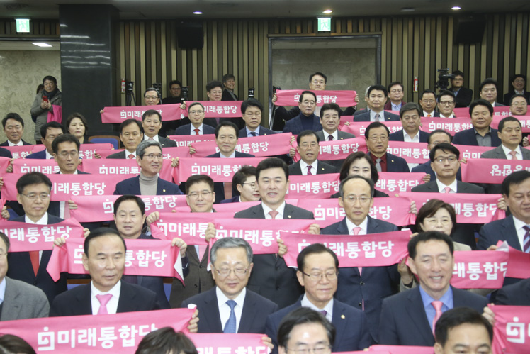 제목 노출 영역입니다 이미지