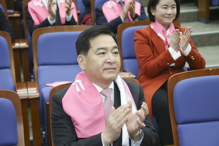 제목 노출 영역입니다 이미지