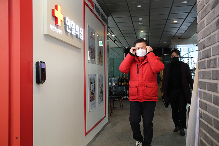 제목 노출 영역입니다 이미지