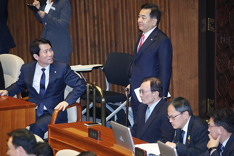 제목 노출 영역입니다 이미지