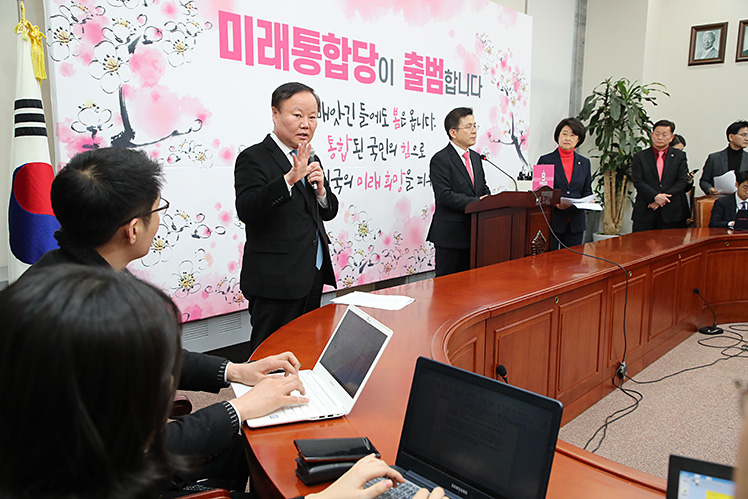 제목 노출 영역입니다 이미지