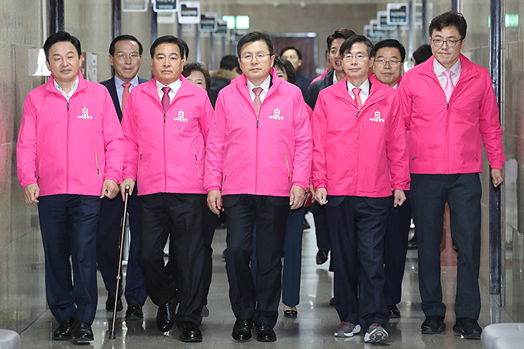 제목 노출 영역입니다 이미지
