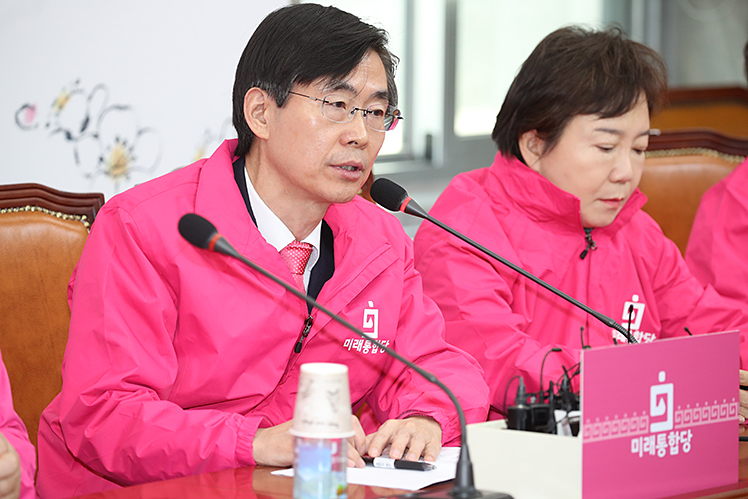 제목 노출 영역입니다 이미지