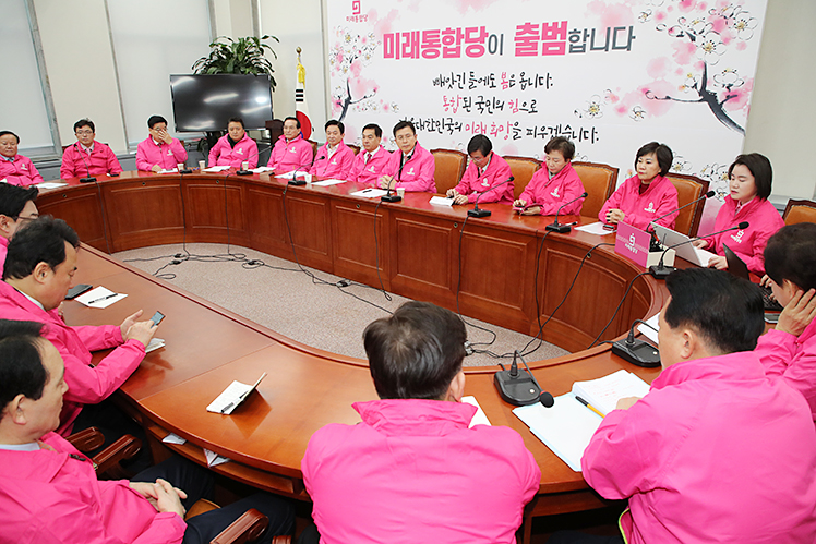 제목 노출 영역입니다 이미지