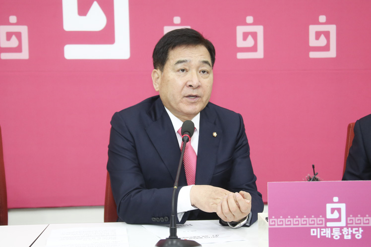 제목 노출 영역입니다 이미지
