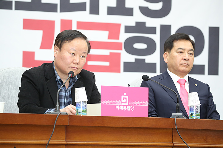 제목 노출 영역입니다 이미지