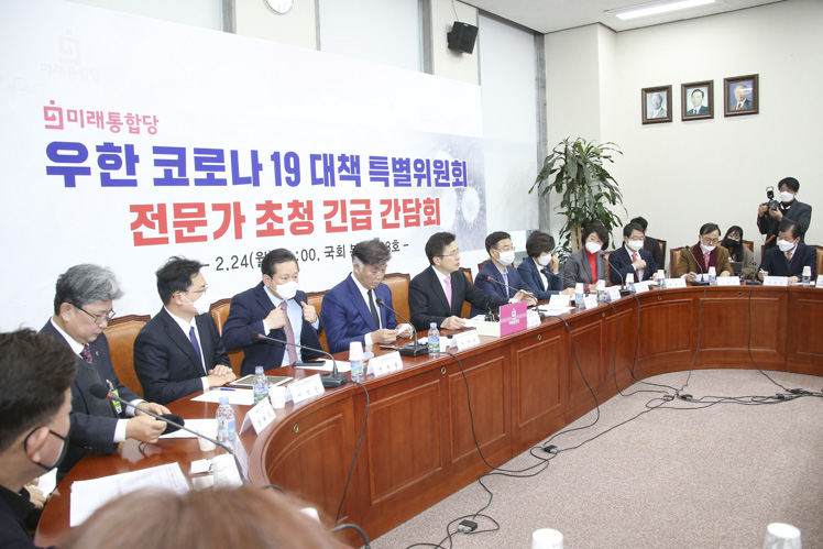 제목 노출 영역입니다 이미지